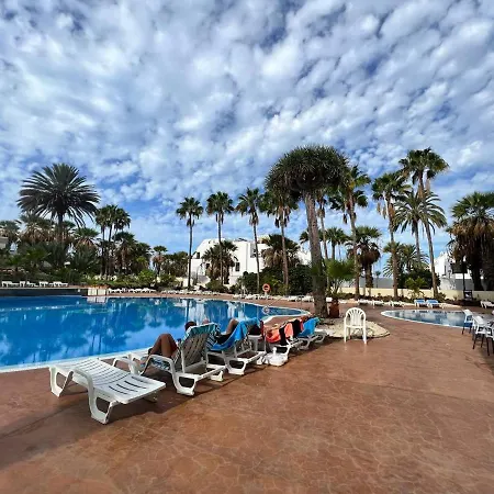 Las Americas Apartment With Ocean View * 플라야데라스아메리카스