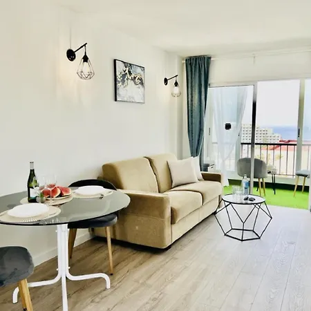 Paulmarie In Americas