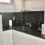 Paulmarie In Americas Apartament *