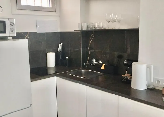 Paulmarie In Americas Apartment *